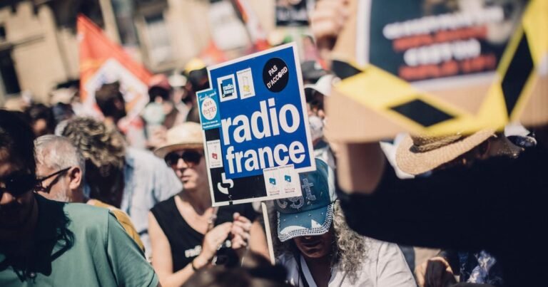 In Radio France, the strike was withdrawn, unions shouting victory